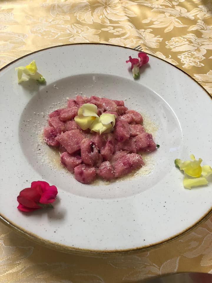 122044826_3615596701835788_2991864017200099296_n