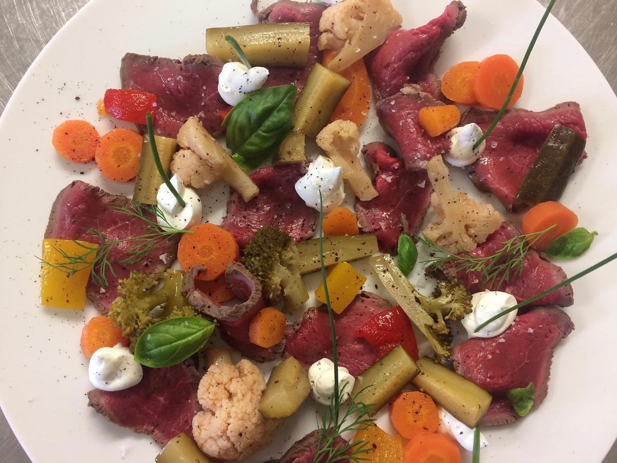 312010960_561316845997750_3401494474740009842_n